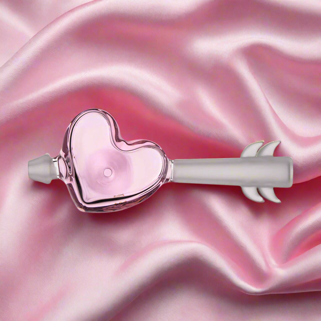 Cupid's Bow Glass Pipe