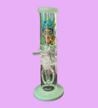 Load image into Gallery viewer, Stoner Mom water pipe
