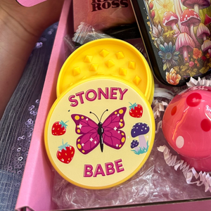 Stoney Babe Butterfly Acrylic Grinder