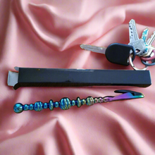 Load image into Gallery viewer, Rainbow Metallic Cigarette Holder Clip
