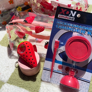 Strawberry Stoner Kit
