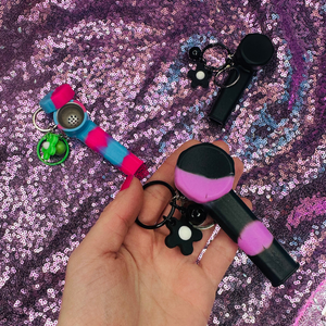 Unbreakable Pipe with Flower Keychain