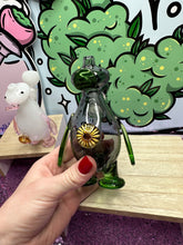 Load image into Gallery viewer, Mini Cutie Penguin Water Pipe
