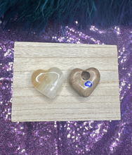 Load image into Gallery viewer, Natural Stone Mini Heart Pipe
