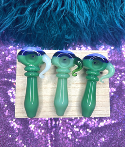 Green and Purple Horn Handpipe